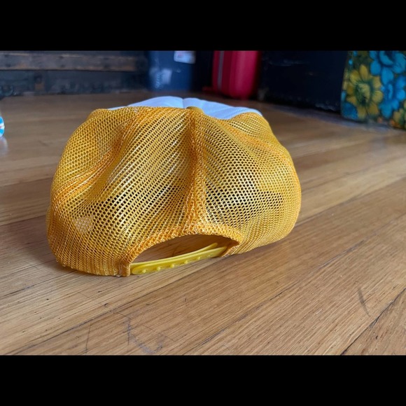 80s Vintage Pac-Man SnapBack Trucker Hat Yellow and White - Picture 5 of 9